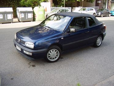 Volkswagen Golf Cabriolet 1.8 cat (75 CV) Basic