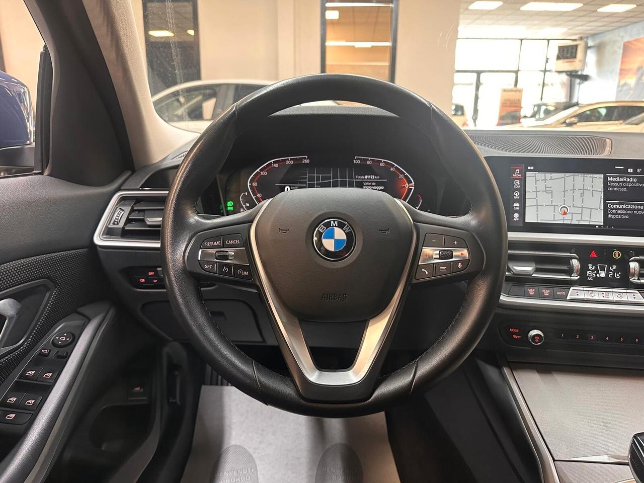 BMW 320 i Touring Business auto * IVA ESPOSTA *