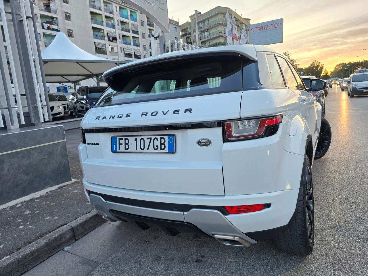 Land Rover Range Evoque 2.2 TD4 150cv 5p. Dynamic
