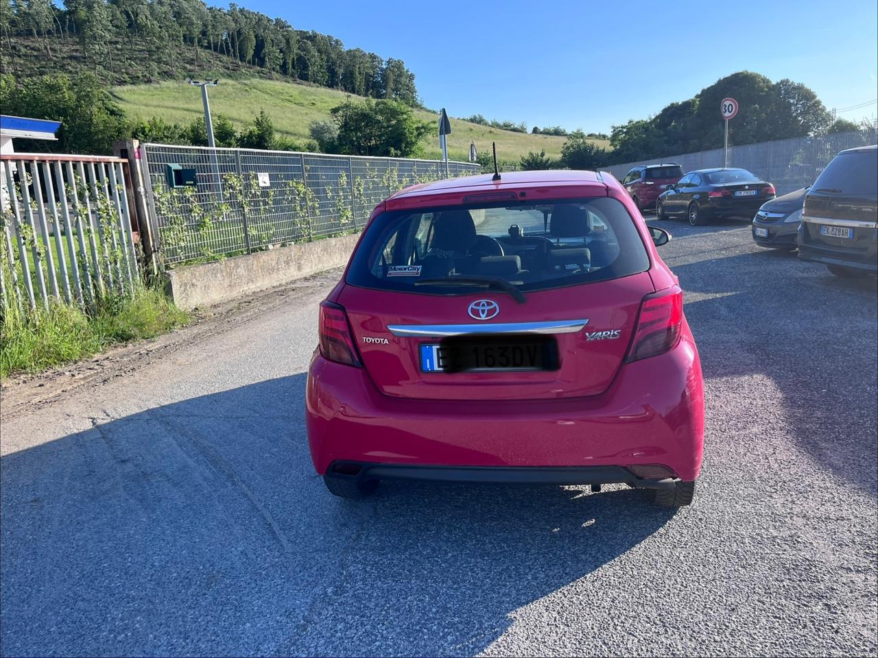 Toyota Yaris 1.0 5 porte