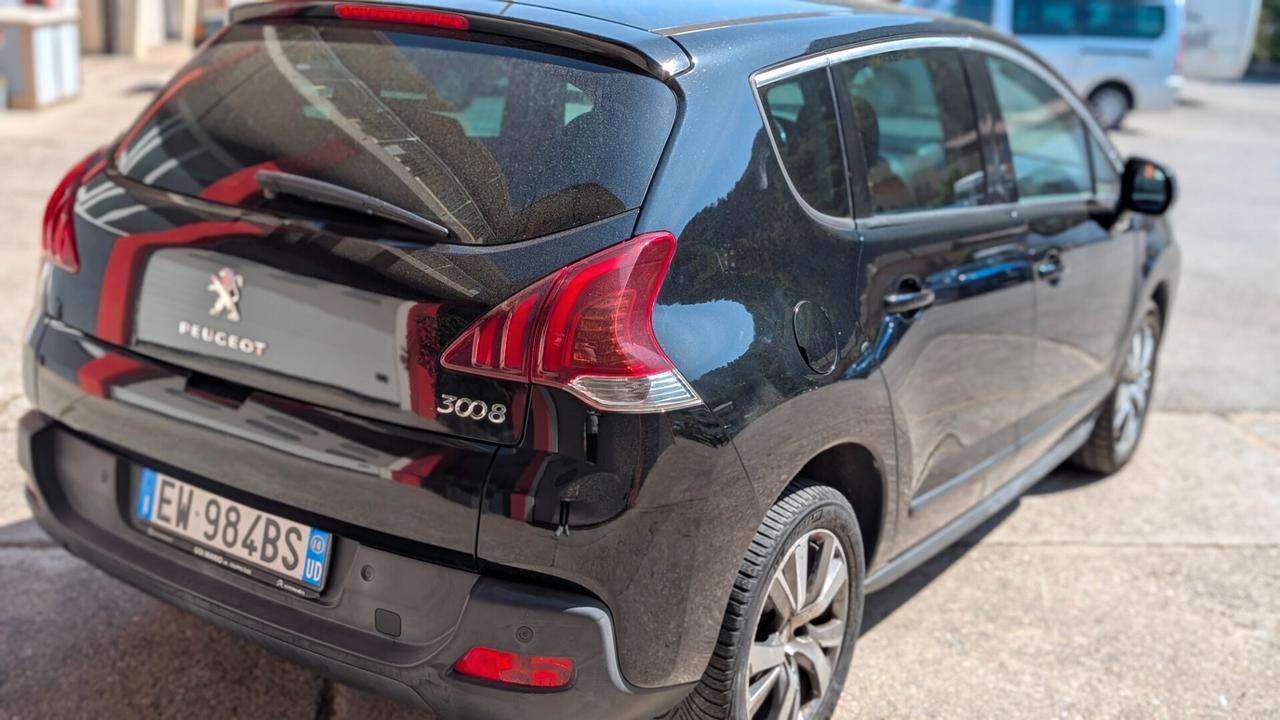 Peugeot 3008 1.6 HDi 115CV Allure