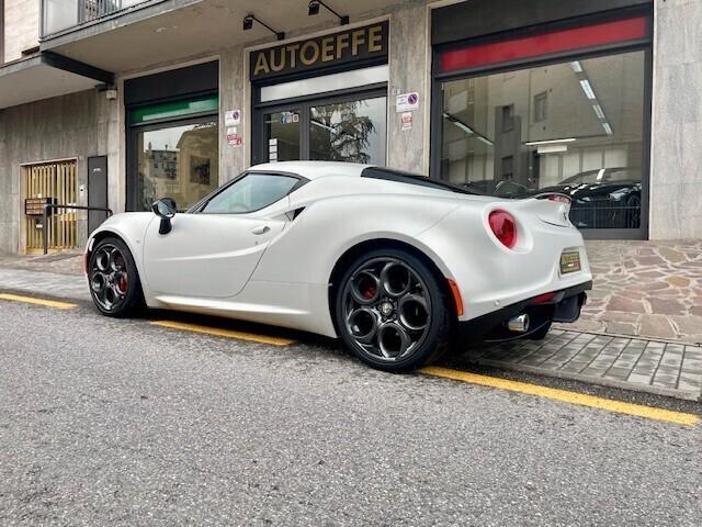 Alfa Romeo 4C LAUNCH EDITION 392/500, 21.300 KM, TAGLIANDATA