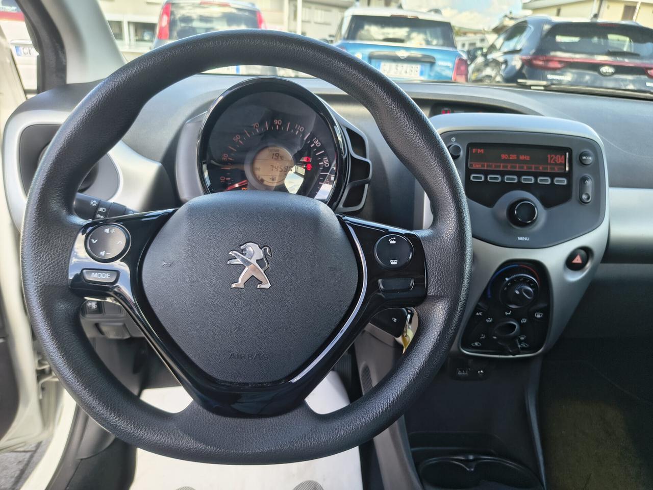 Peugeot 108 1.0 benzina 5porte *GARANZIA 24 MESI*