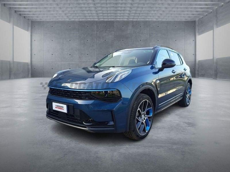 Lynk & Co 01 01 1.5 td phev