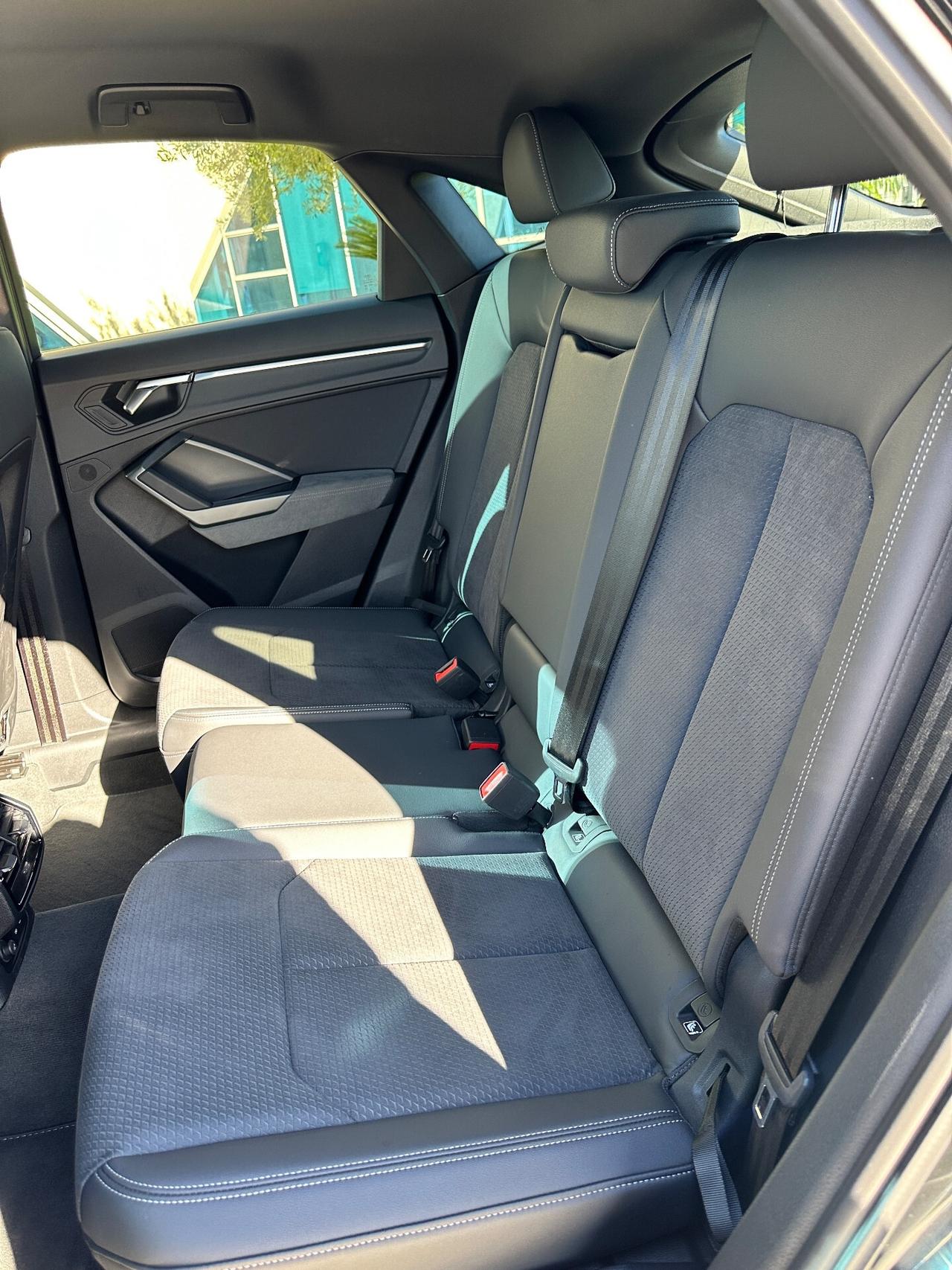 Audi Q3 Spb 35 Sline possibilità noleggio no scoring