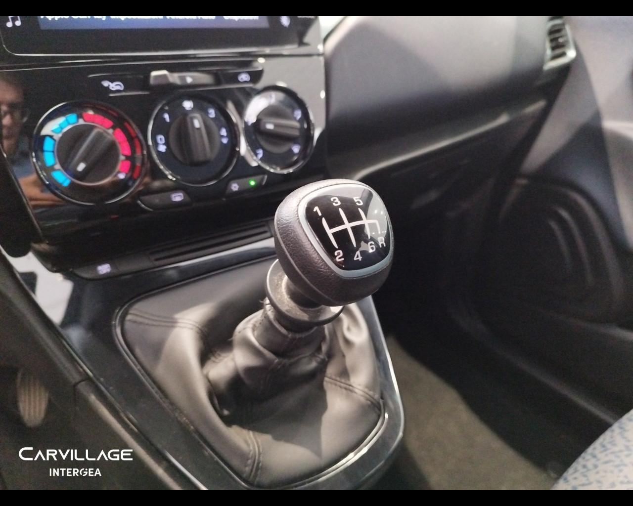 LANCIA Ypsilon 1.0 firefly hybrid Gold s&s 70cv