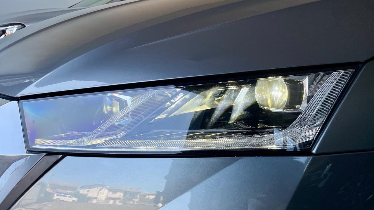 SKODA OCTAVIA SW 2.0 EXECUTIVE TDI EVO SCR DSG 150 CV - FULL LED, VIRTUAL COCKPIT, SEDILI MULTIFUNZIONE