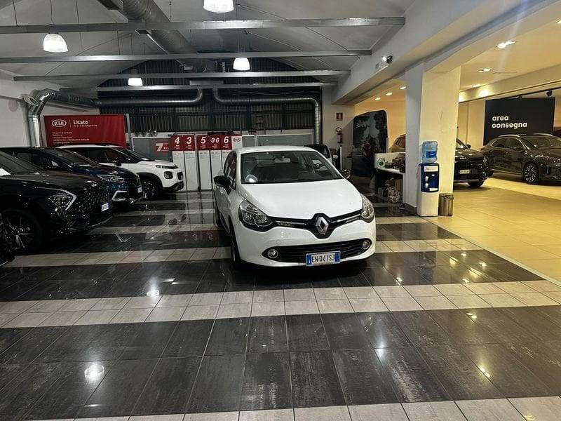 Renault Clio Clio 5p 1.2 Live 75cv