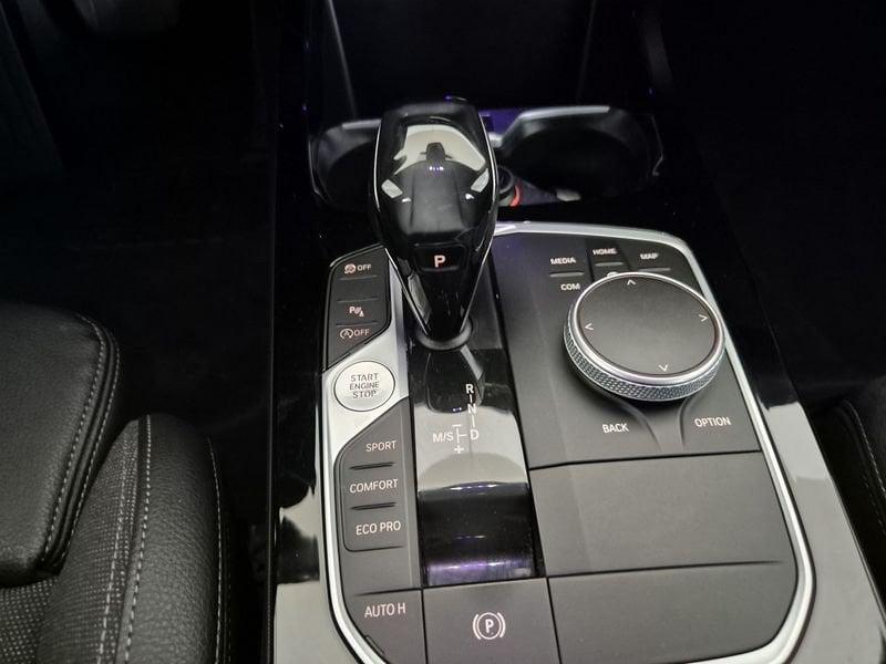 BMW Serie 1 F40 Benzina 118i Sport 140cv auto