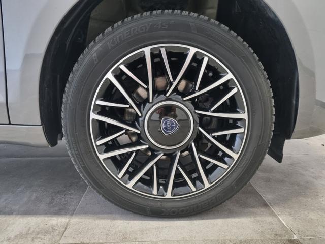 LANCIA Ypsilon 1.2 69 CV 5 porte S&S Platinum