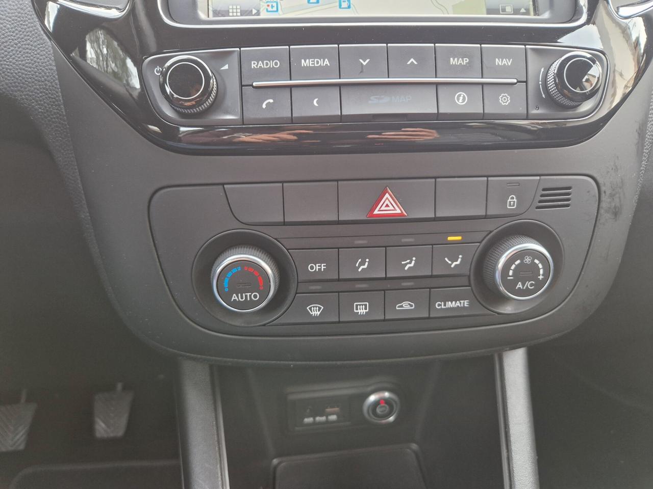 Kia Venga 1.4 90CV "49.700 km" GPL casa madre, Full Optional