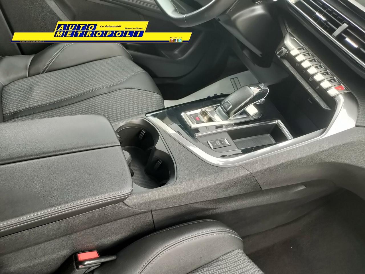 Peugeot 3008 1.5 130cv BlueHDi EAT8 Allure (Autom.)