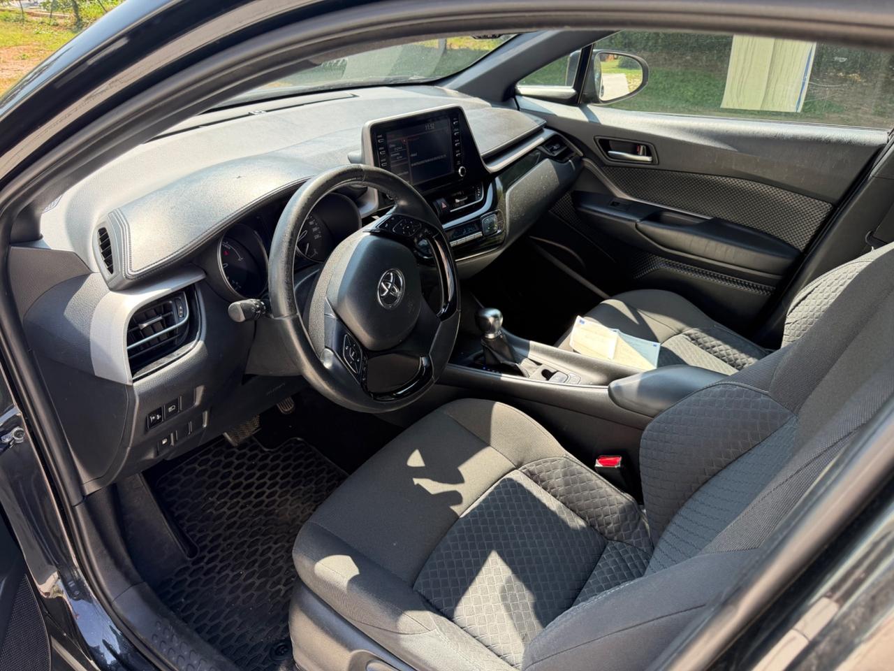 Toyota C-HR 1.8 Hybrid E-CVT Lounge