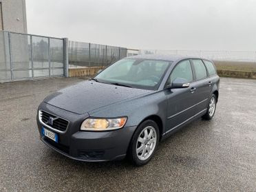 Volvo V50 D4 Summum 2.0 DIESEL 136 CAVALLI IVA DEDUCIBILE