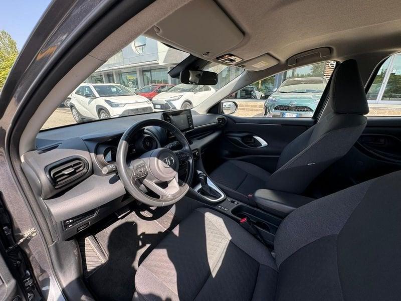Toyota Yaris Hybrid Active MY22