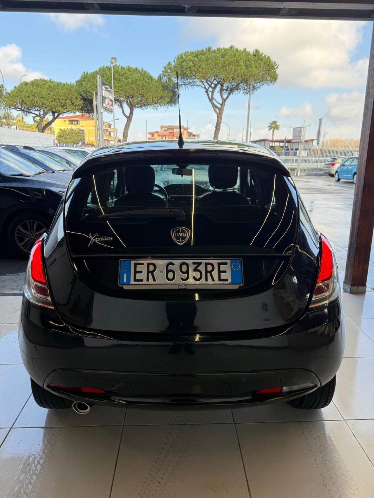 Lancia Ypsilon full optional