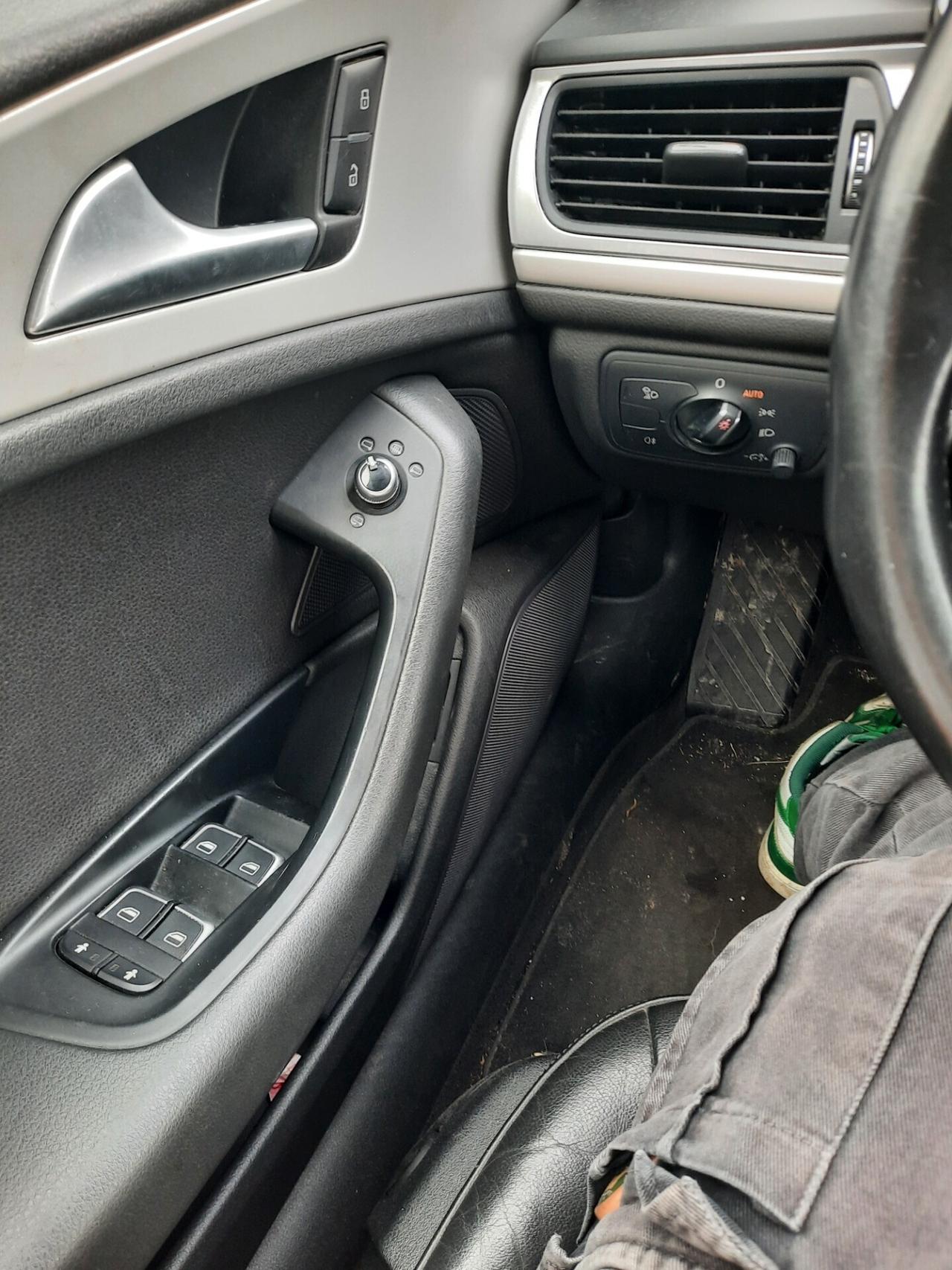 Audi A6 Avant 3.0 TDI quattro S tronic Business Plus