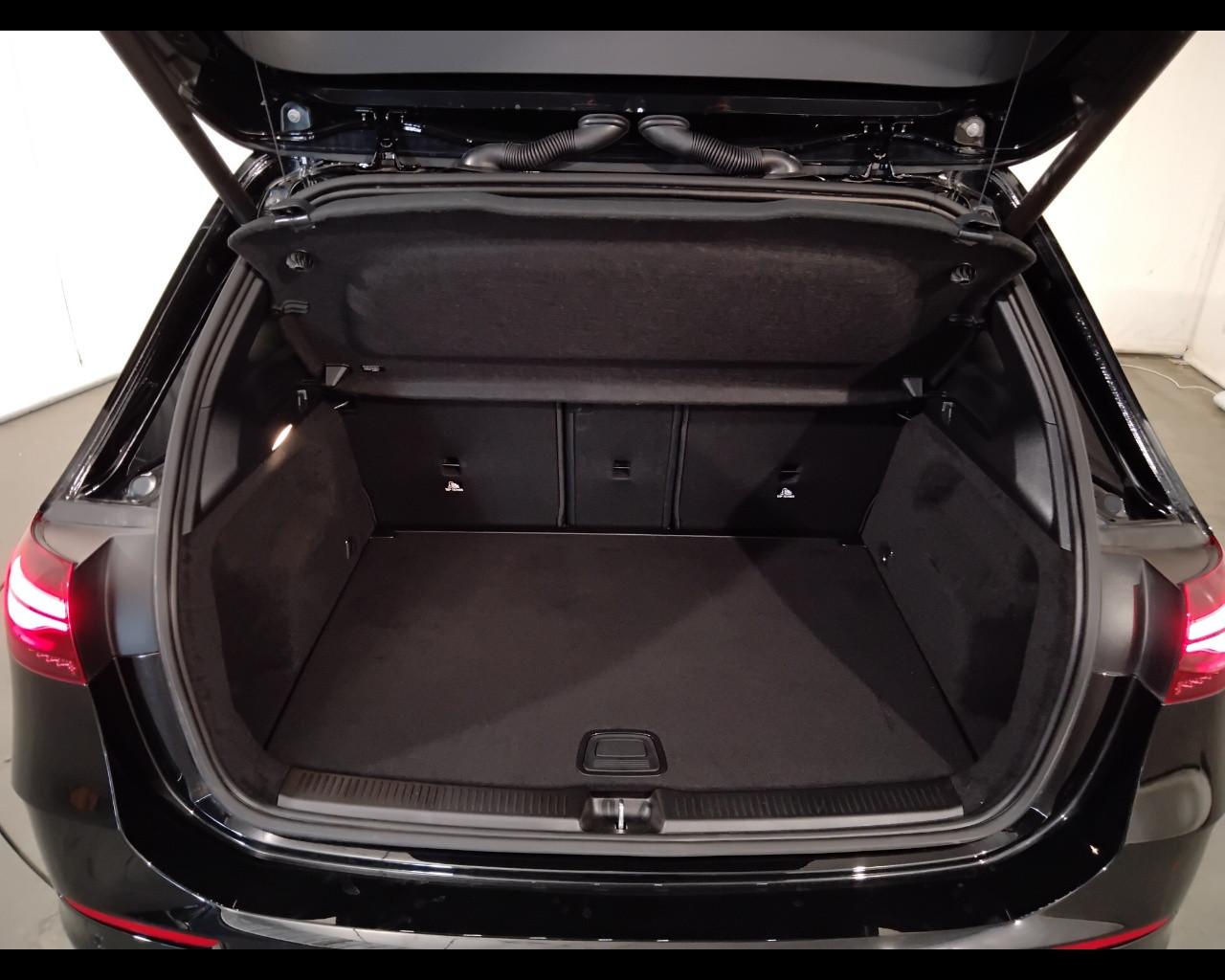 Mercedes-Benz Classe B - W247 2023 - B 180 d AMG Line Advanced Plus auto