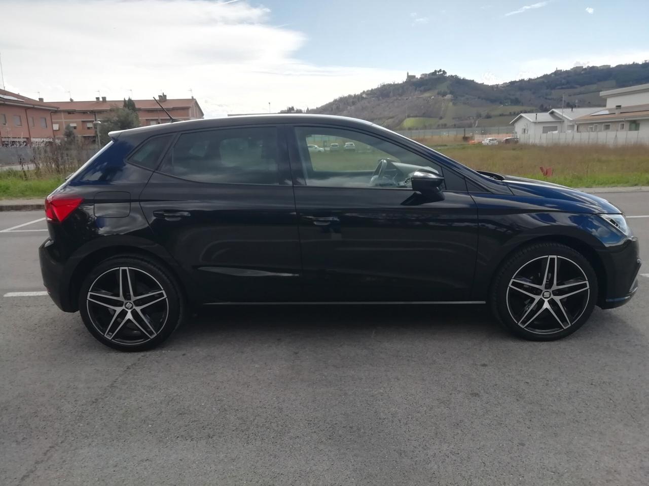 Seat Ibiza 1.0 TGI 5 porte FR