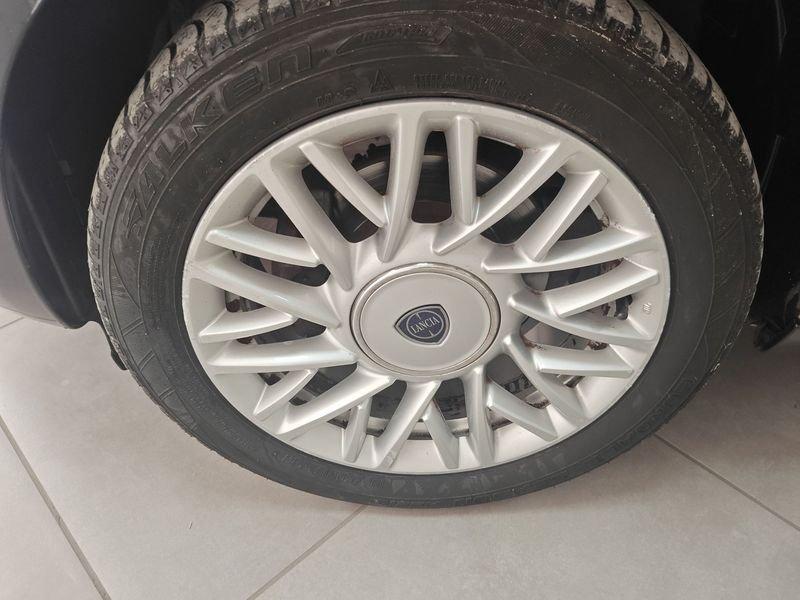 Lancia Ypsilon Ypsilon 1.2 8v Gold ecochic Gpl 69cv E6