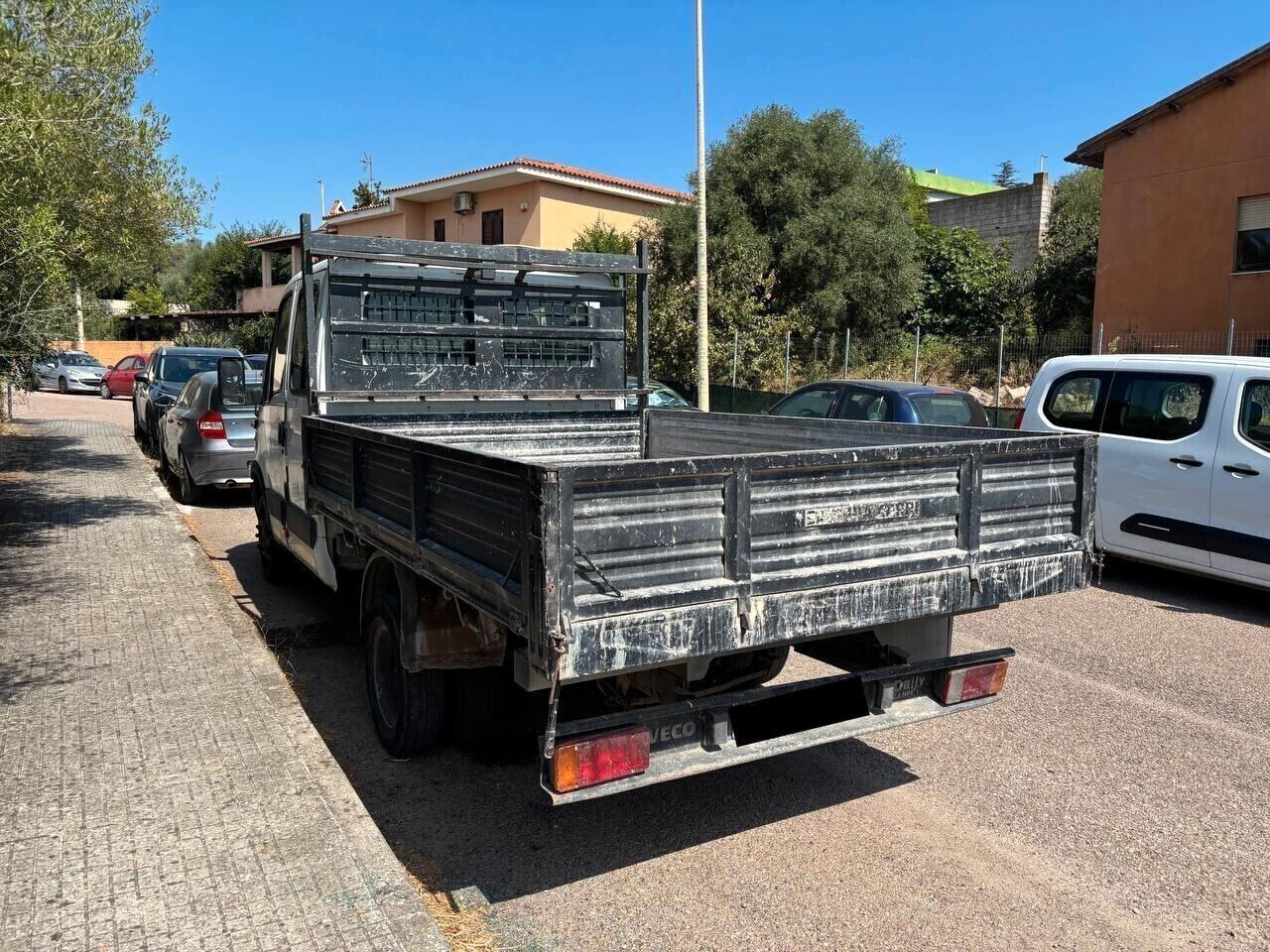 Iveco Daily 29L10 2.3 Hpi-PERMUTA