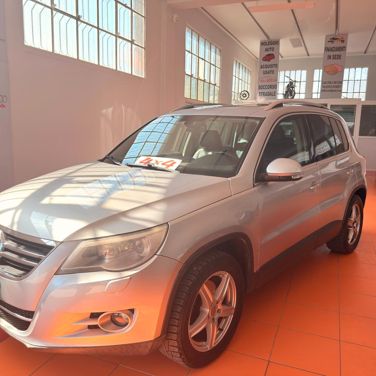 Volkswagen Tiguan 2.0 16V TDI DPF tiptronic Sport & Style (18°)