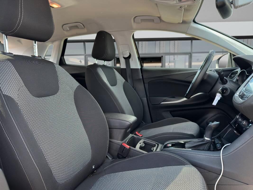 Opel Grandland X 1.5 ecotec Business Edition 130cv AUTO con CarPlay