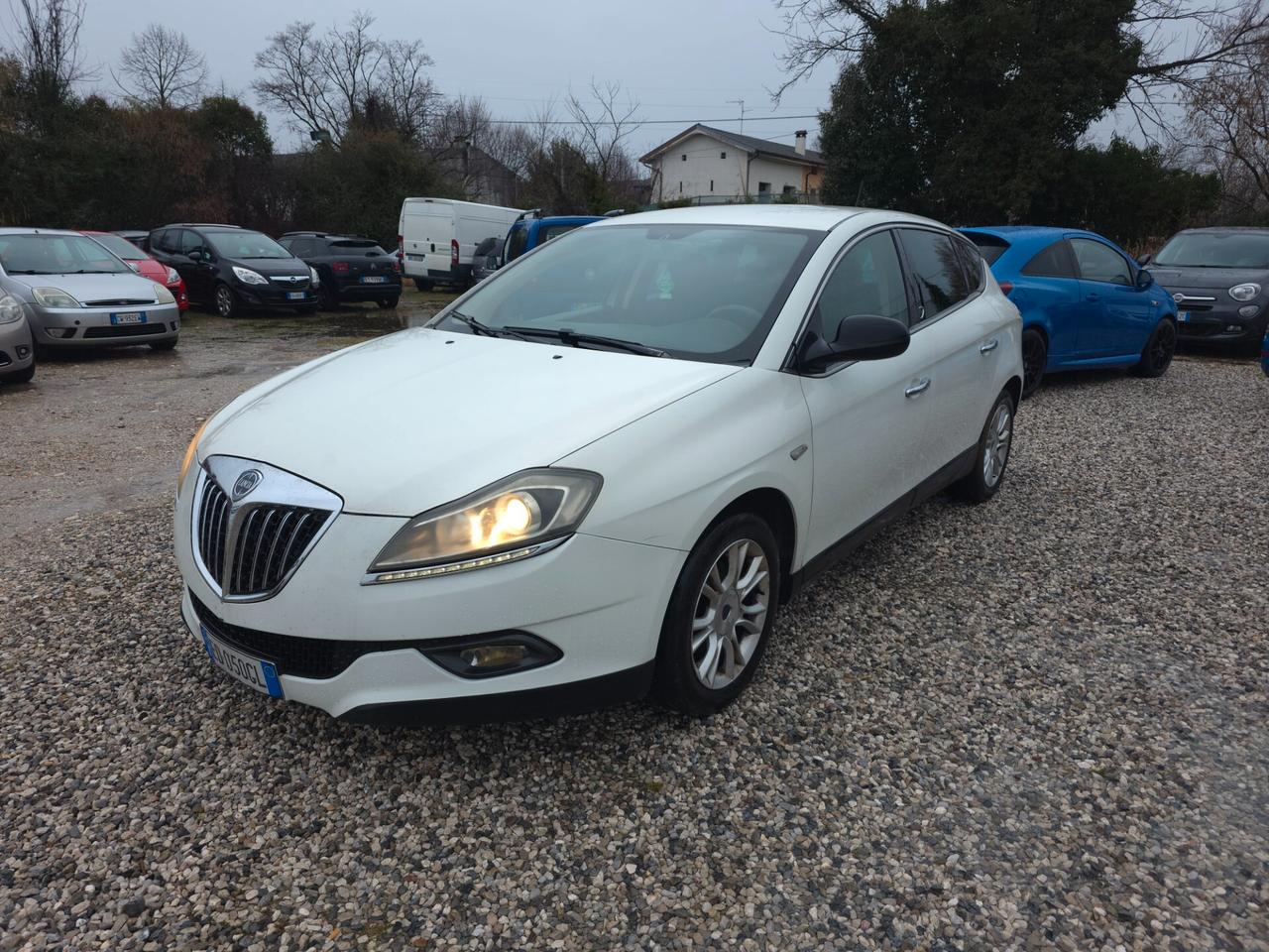 Lancia Delta 1.4 T-Jet 120 CV Platino Ecochic GPL