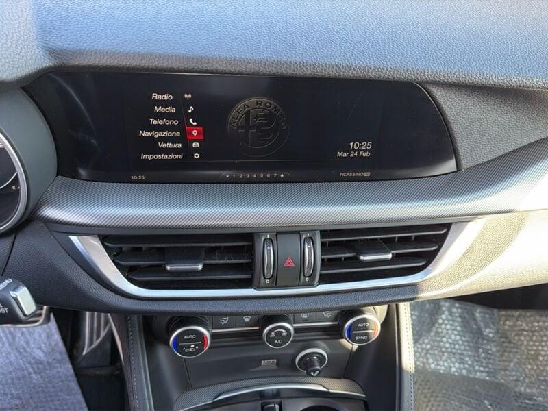 Alfa Romeo Stelvio 2.2 t Lusso Q4 210cv auto