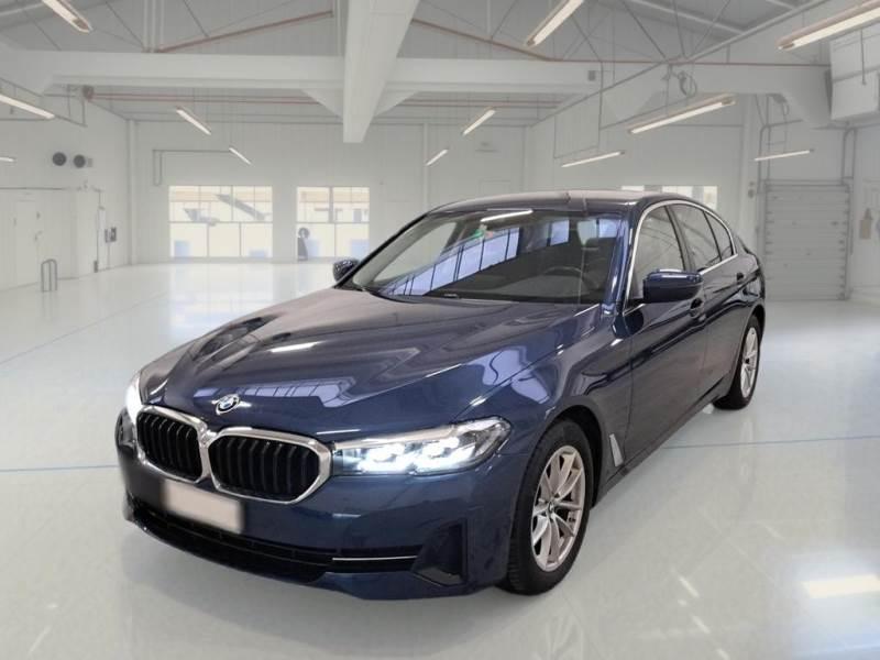 BMW Serie 5 Berlina 518 d Mild Hybrid 48V Business Steptronic