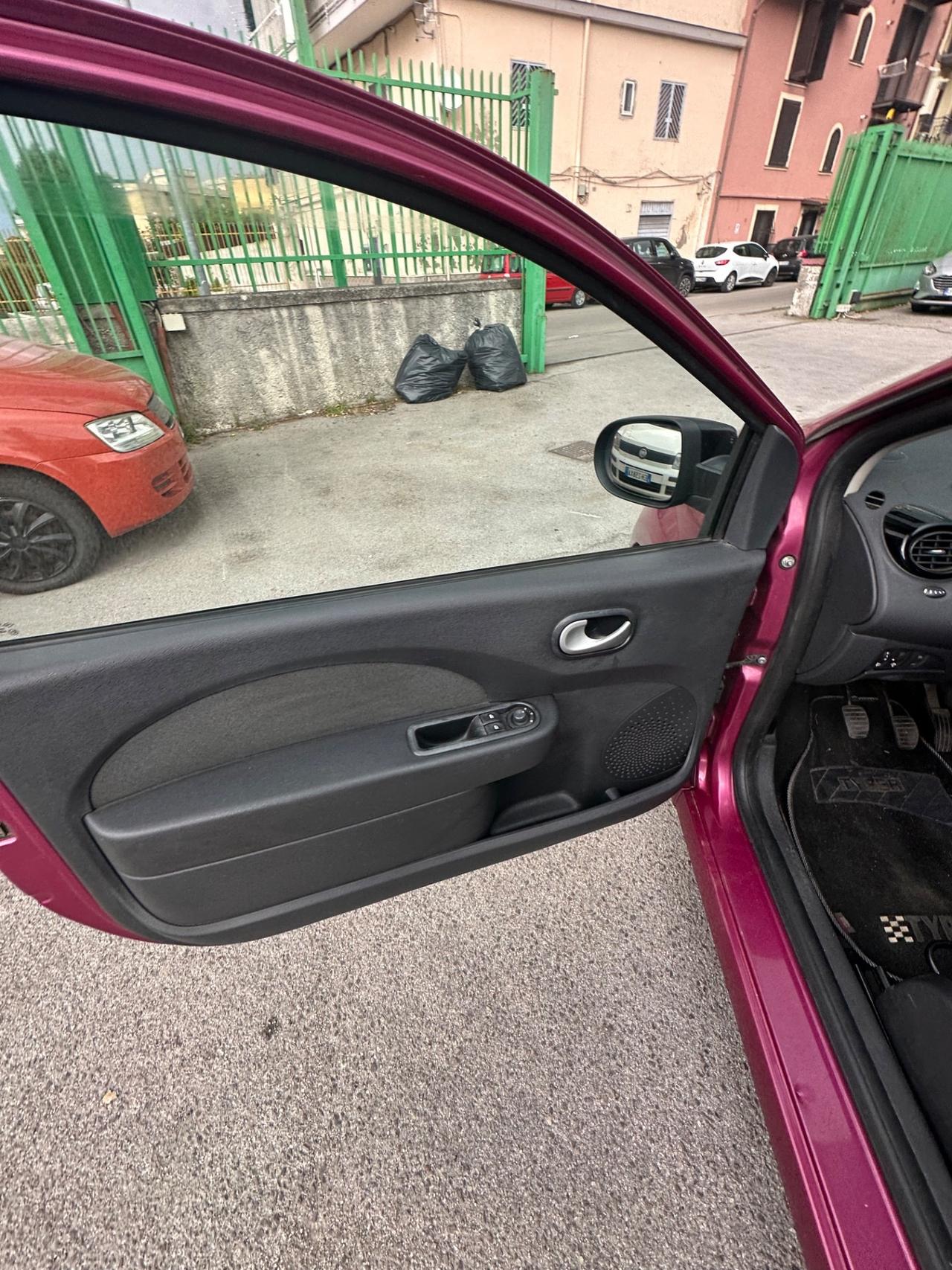 Renault Twingo 1.5 dCi 75CV Wave
