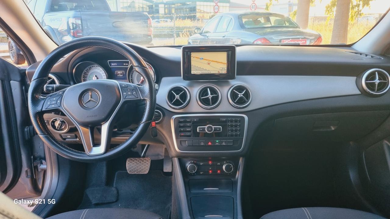 Mercedes-benz CLA 220 CLA 220 CDI Automatic Premium