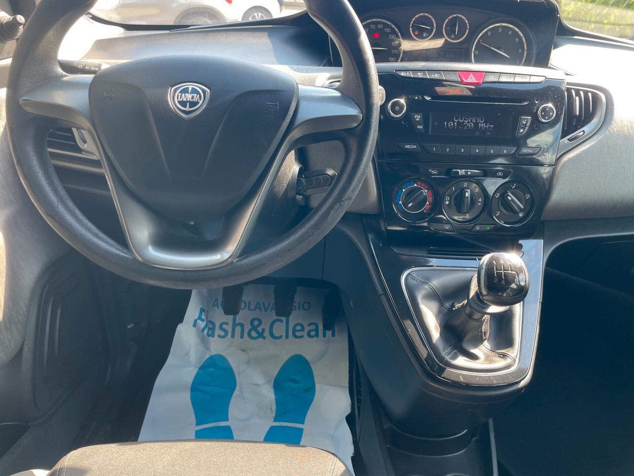 Lancia Y Ypsilon 1.2 GPL NUOVO Gold FULL 126.000 KM! TAGLIANDATA NEOPATENTATI