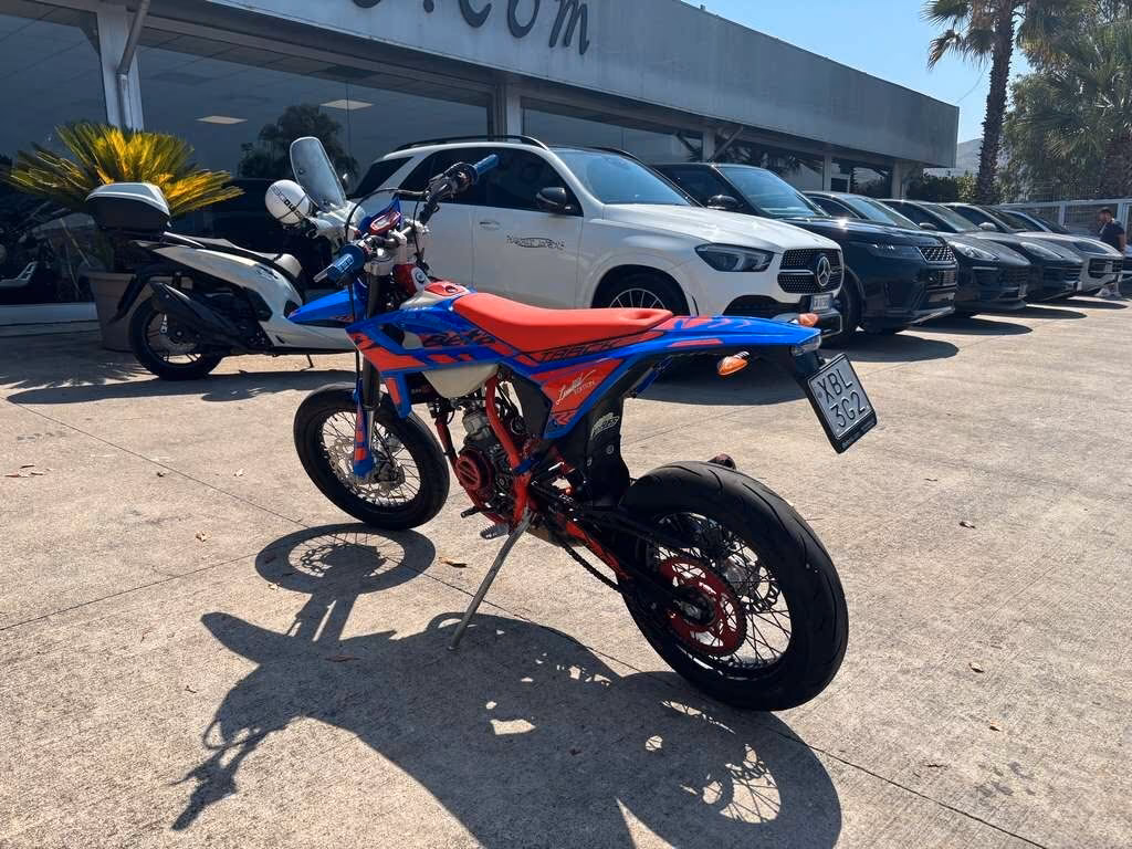 Beta RR Motard 50 2T Track 2026 / KM 2.000 Tua a solo 34 Euro al mese
