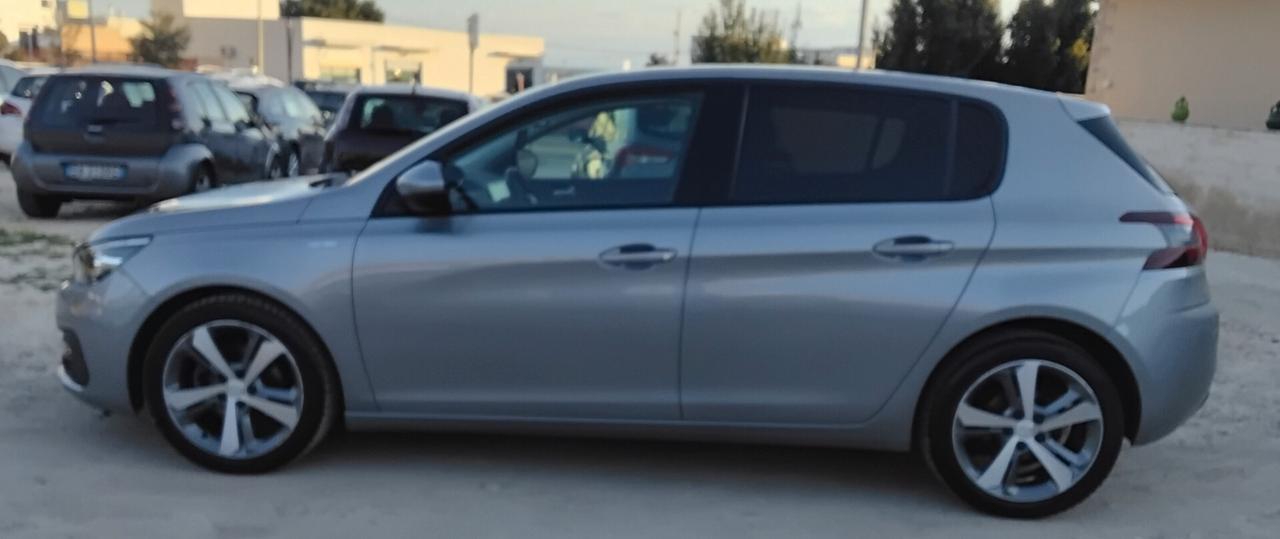 Peugeot 308 BlueHDi 130 S&S Allure