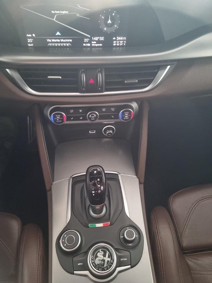 ALFA ROMEO Stelvio Stelvio 2.2 Turbodiesel 210 ...