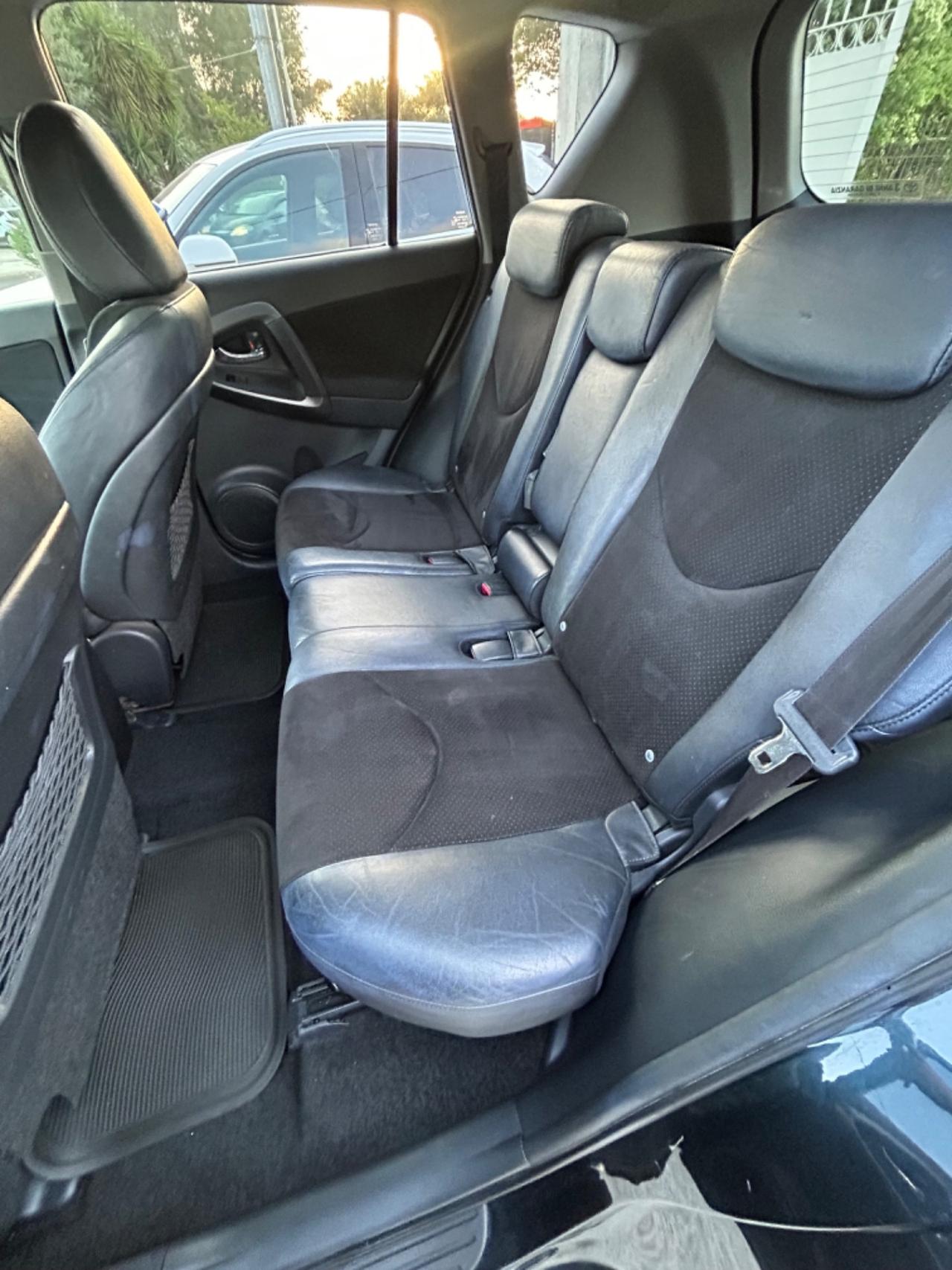 Toyota RAV 4 RAV4 Crossover 2.2 D-4D 150 CV DPF Exclusive