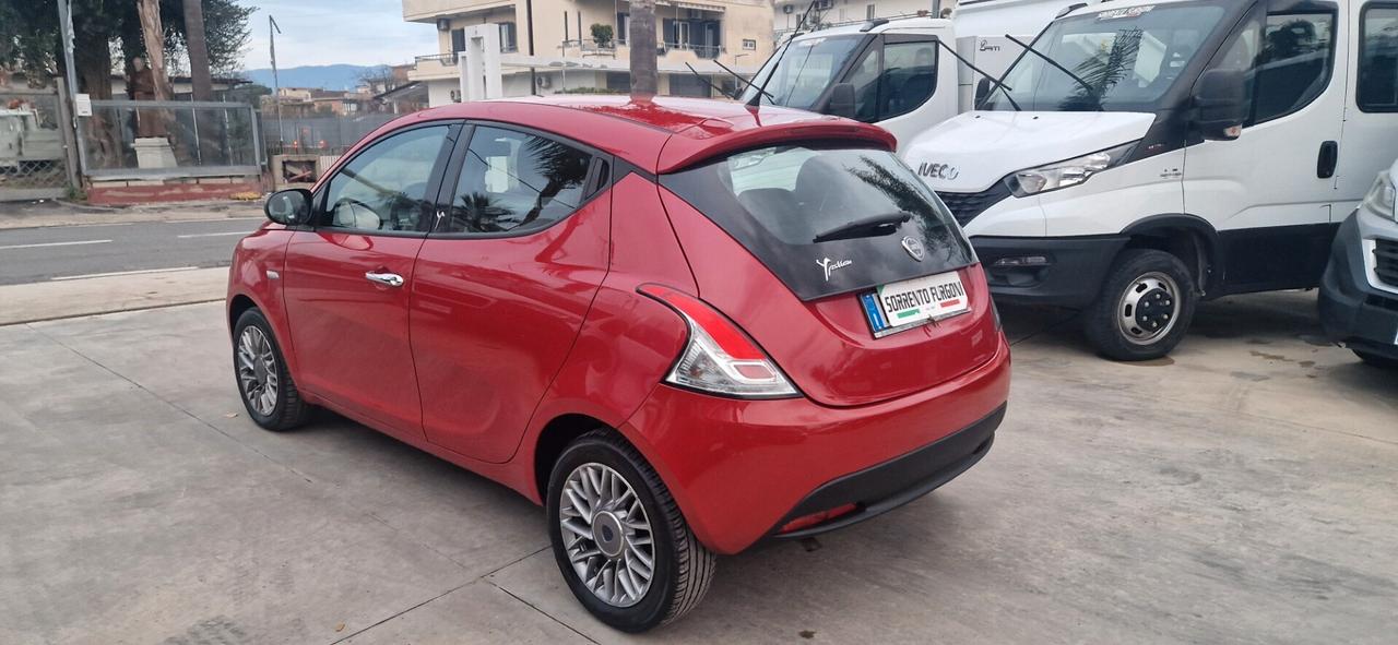 Lancia Ypsilon 0.9 TwinAir 85 CV 5 porte S&S DFN Platinum