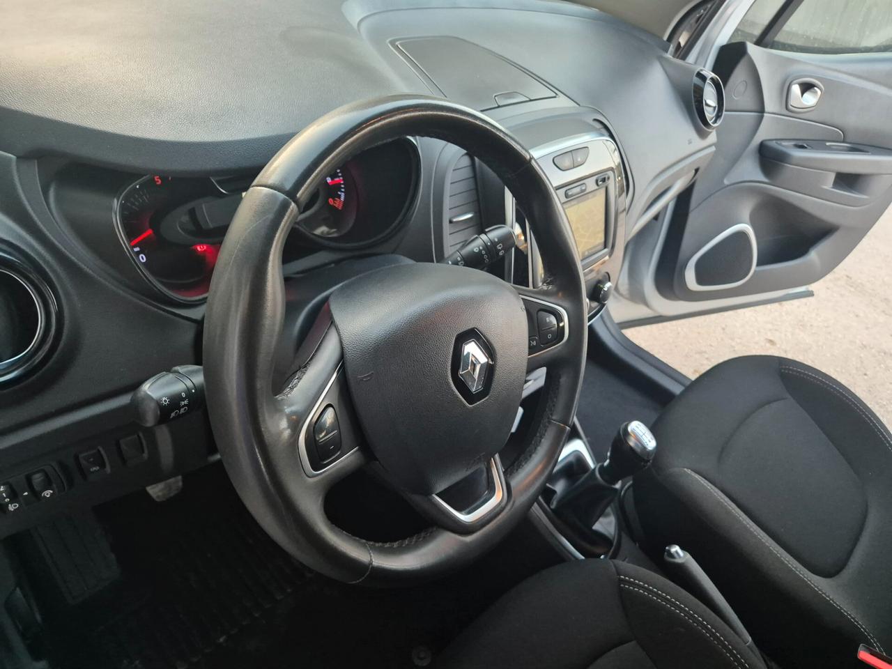 RENAULT CAPTUR 1.5 DCI ANNO 2019 KM 120000 CERT