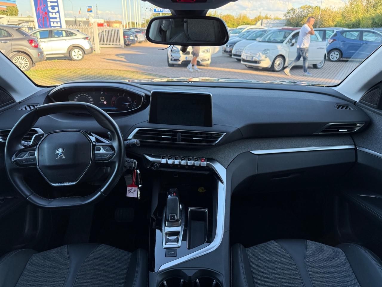 Peugeot 3008 BlueHDi 130 S&S EAT8 Allure