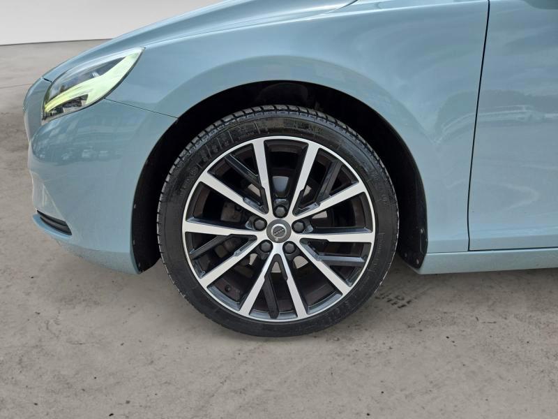 Volvo V40 2.0 d2 Momentum my17