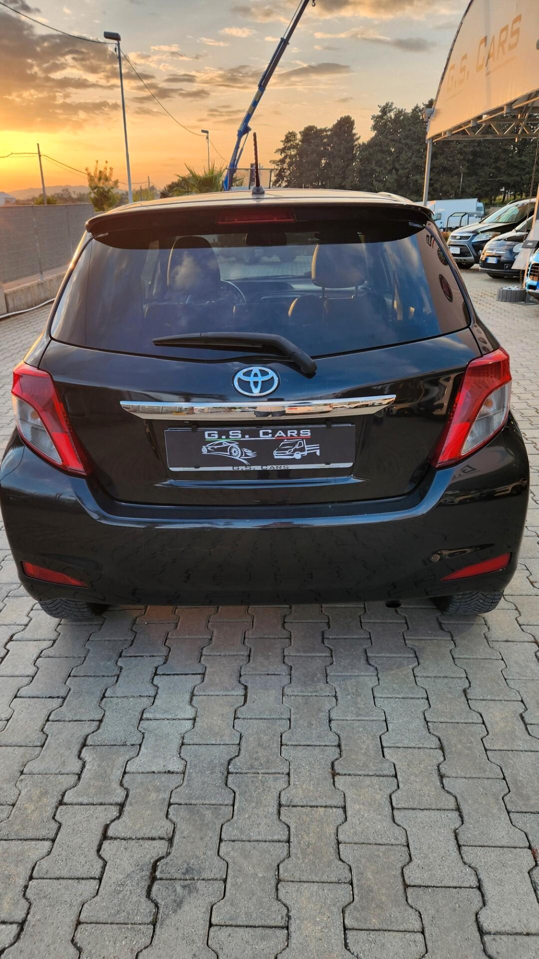 Toyota Yaris 1.4 DIESEL