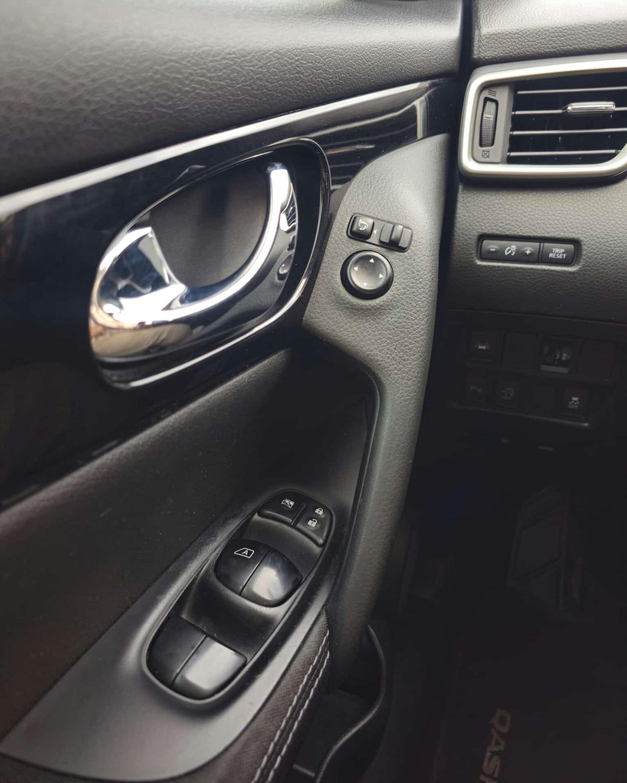 Nissan Qashqai 1.5 dCi N-Connecta