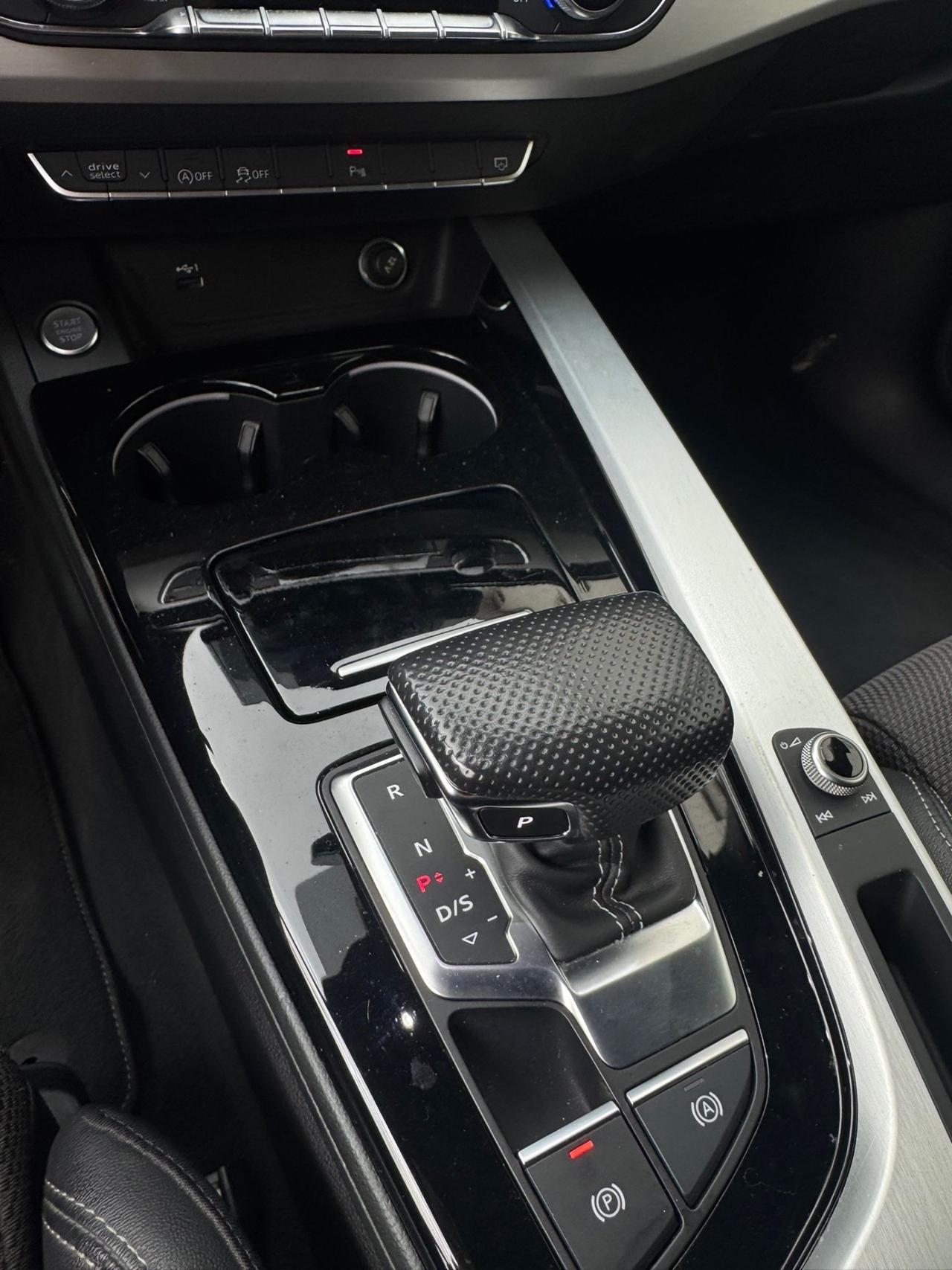 Audi A4 Avant 40 TDI S tronic line edition