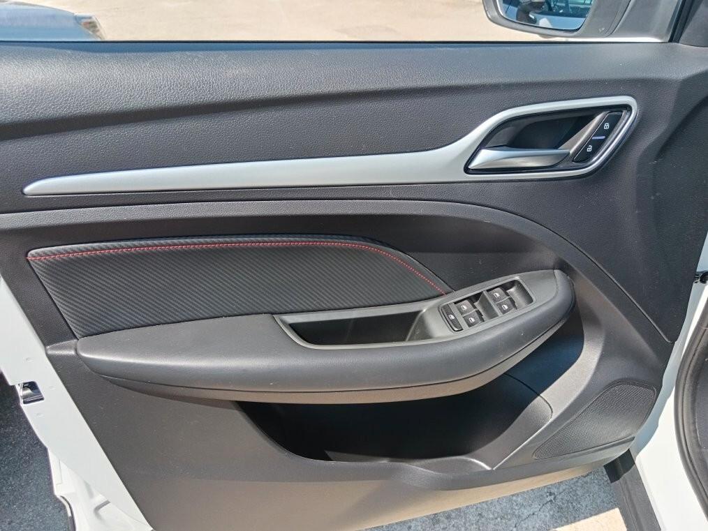 Mg ZS 1.5 VTi-tech Luxury