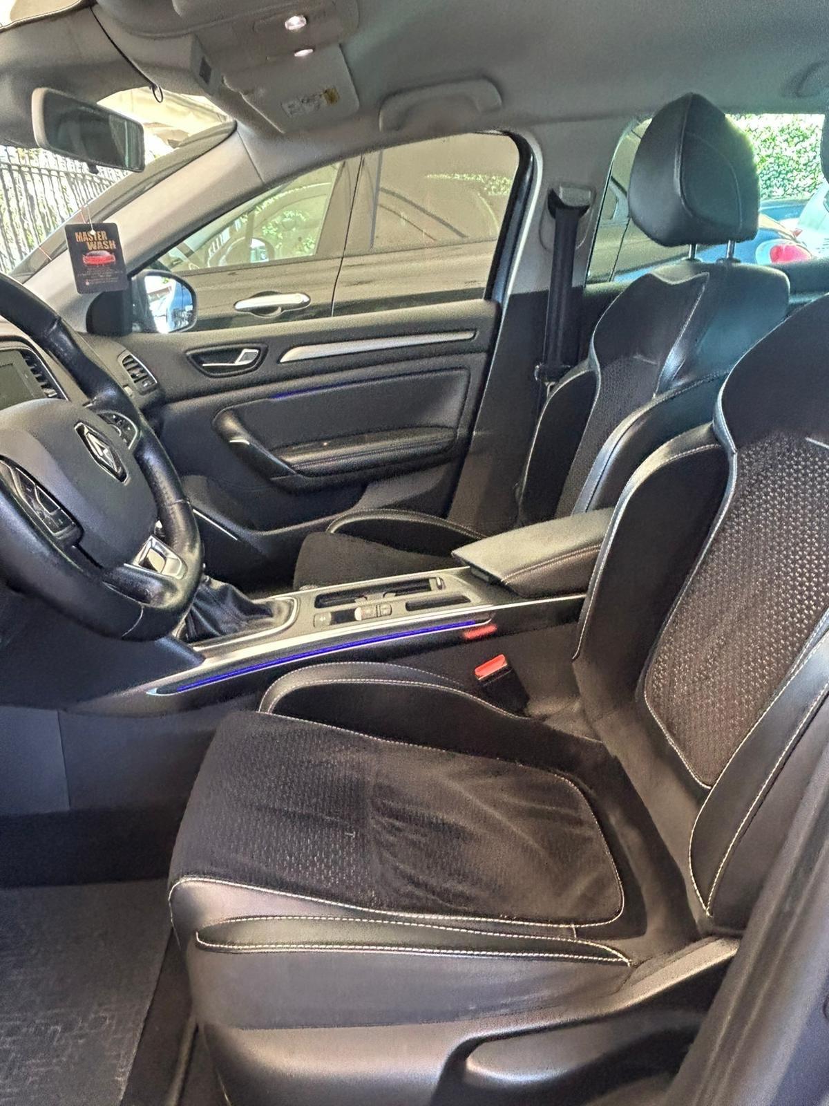 Renault Megane Mégane Sporter dCi 8V 110 CV EDC Energy Bose