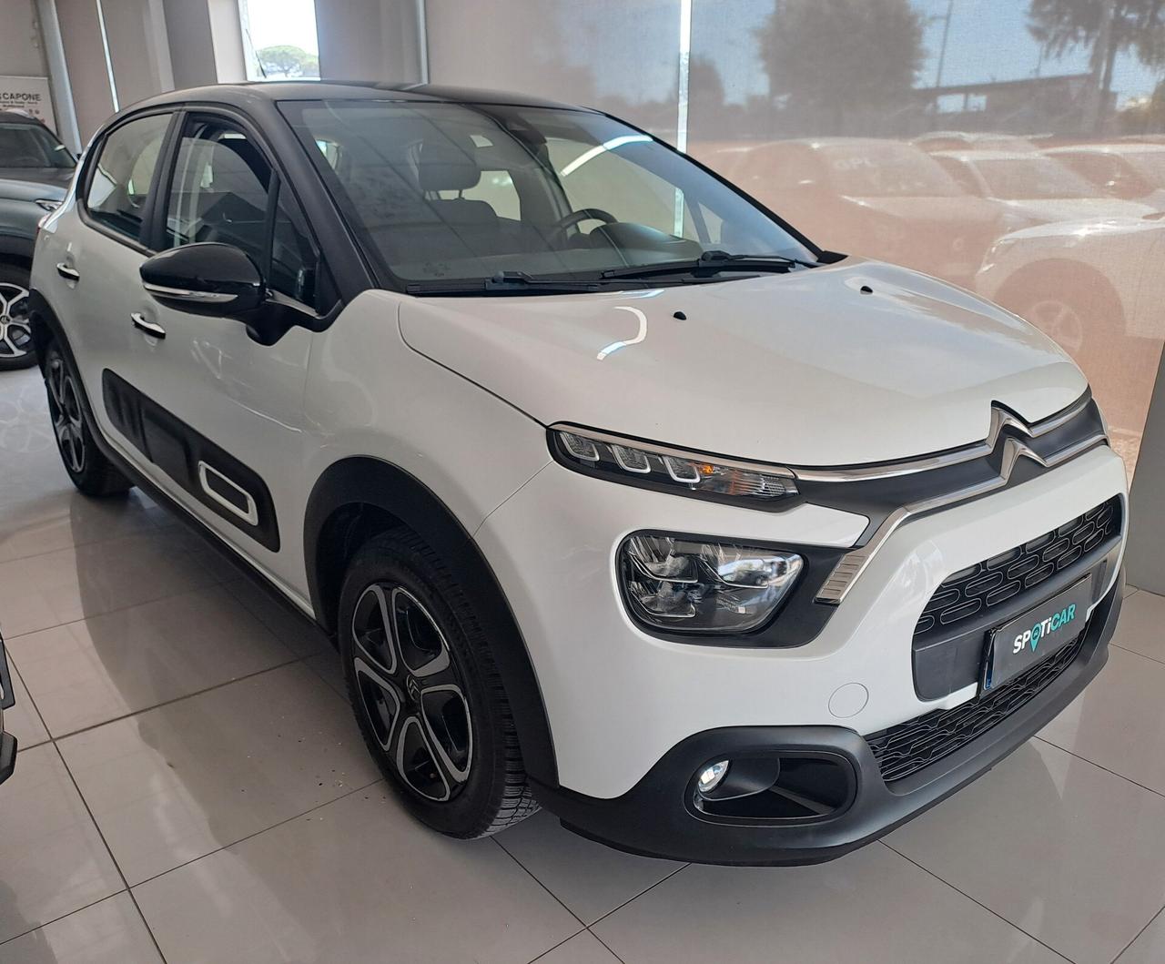 Citroen C3 1.2 Benzina 110cv EAT6 Shine km 51365