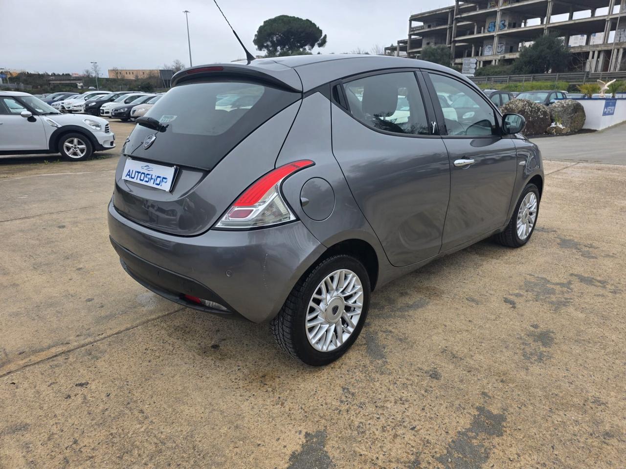 Lancia Ypsilon 1.3 MJT 16V 95 CV 5 porte S&S Gold