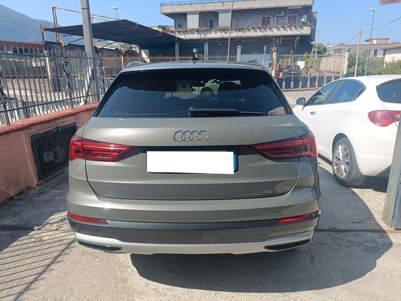 Audi Q3 35 TDI S tronic Business Advanced