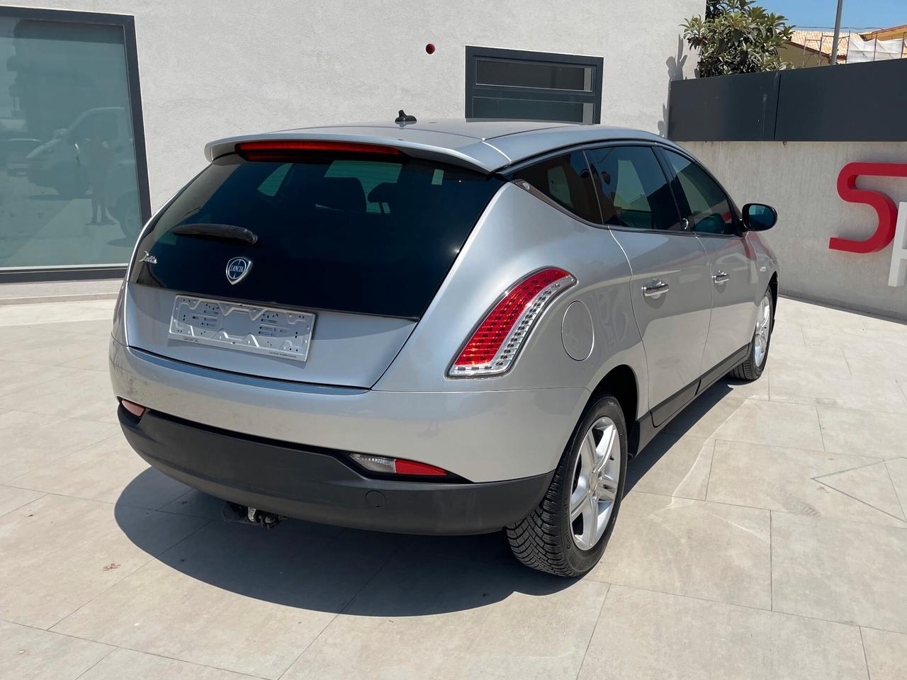 Lancia Delta 1.6 MJT DPF Oro